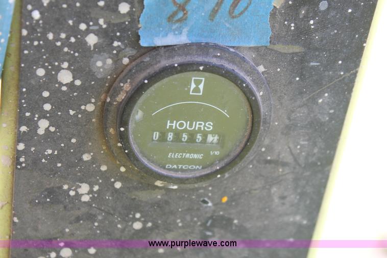 image for item D8283 1996 MB ride-on paint striper