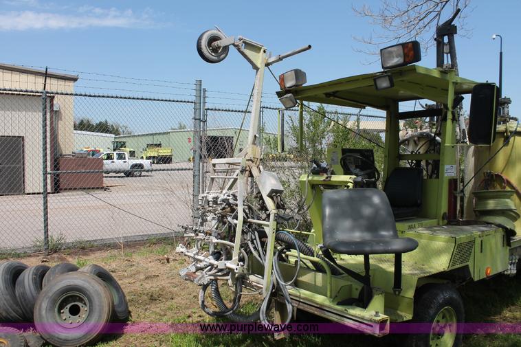 image for item D8283 1996 MB ride-on paint striper