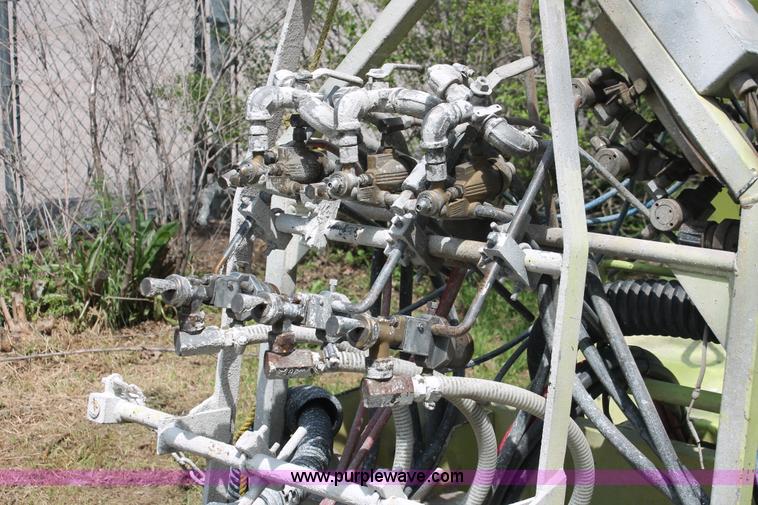 image for item D8283 1996 MB ride-on paint striper