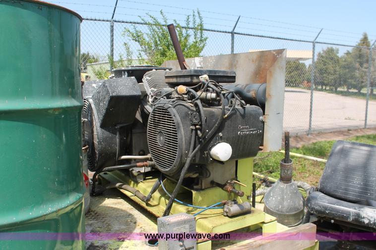 image for item D8283 1996 MB ride-on paint striper