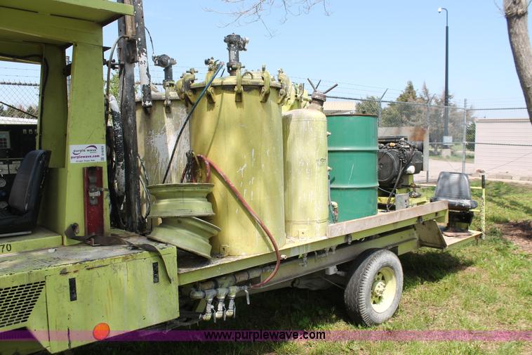 image for item D8283 1996 MB ride-on paint striper