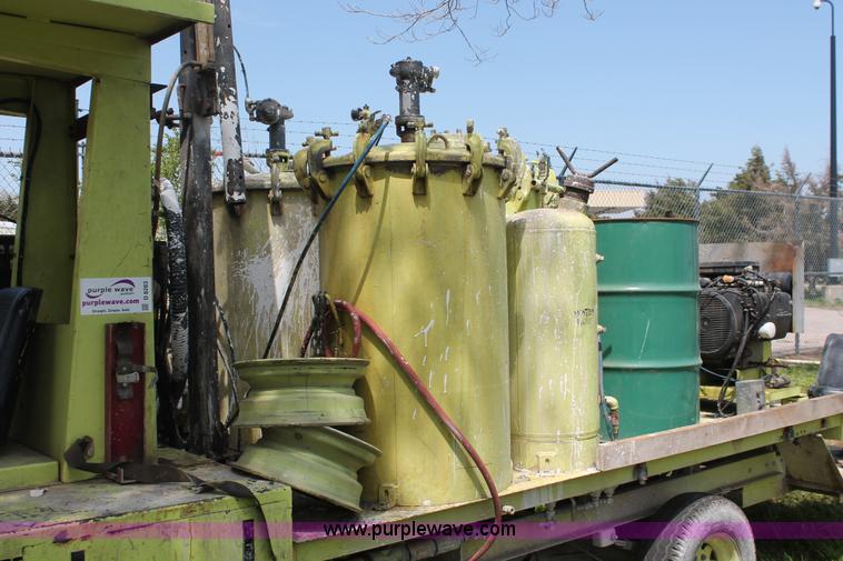 image for item D8283 1996 MB ride-on paint striper