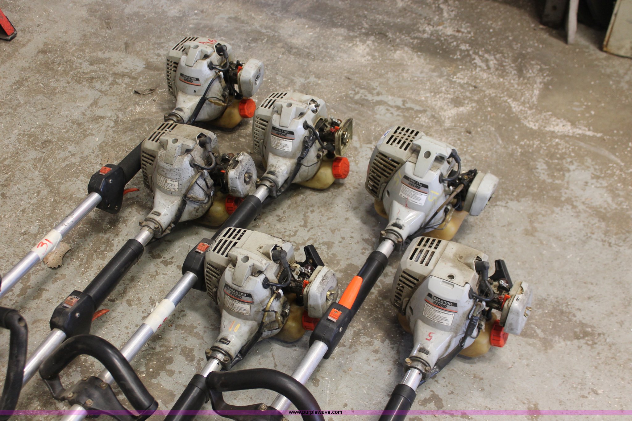 (6) Echo SRM2100 string trimmer in Wichita, KS Item AH9105 sold