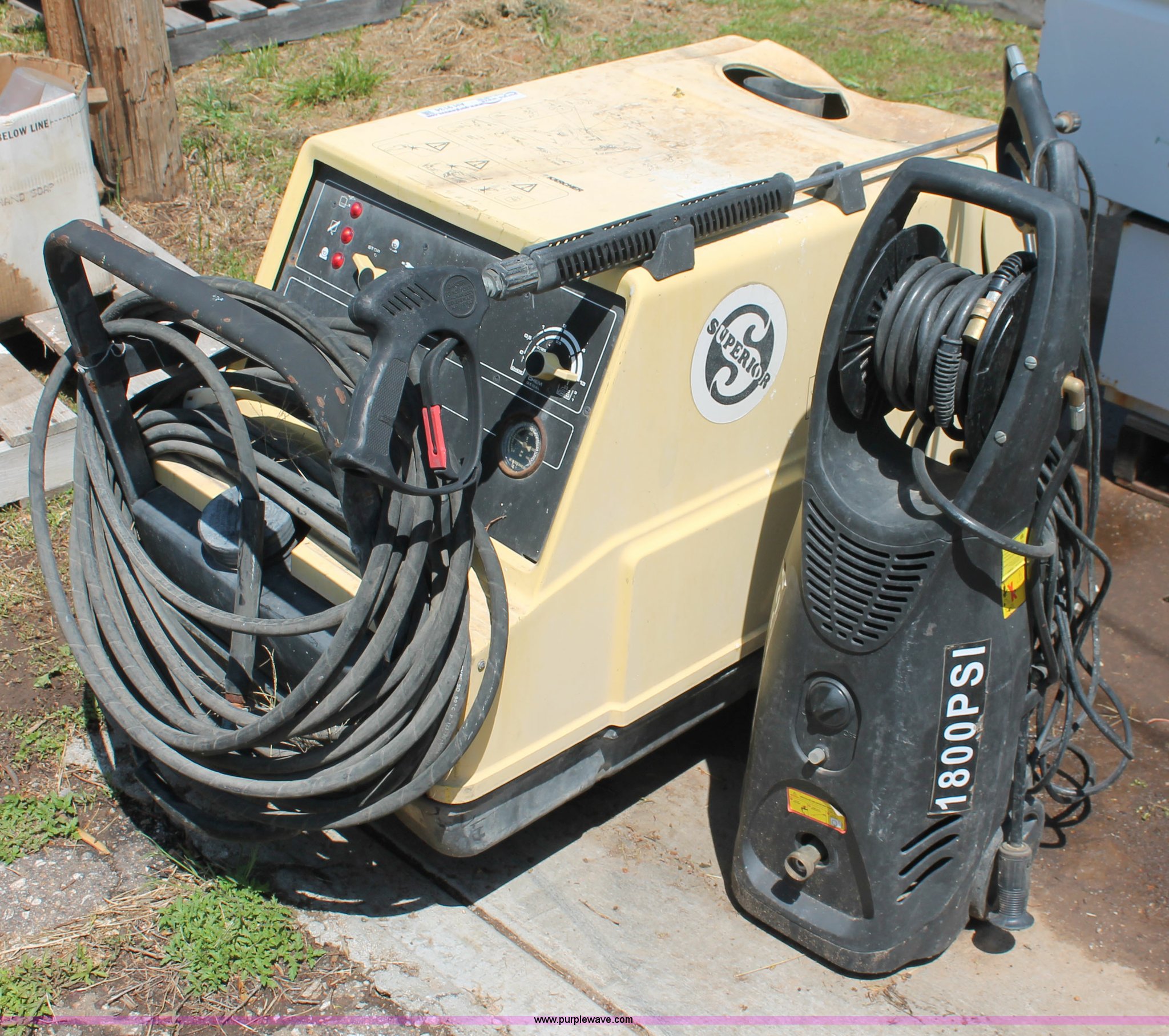 (2) pressure washers in Wichita, KS Item AH9134 sold Purple Wave