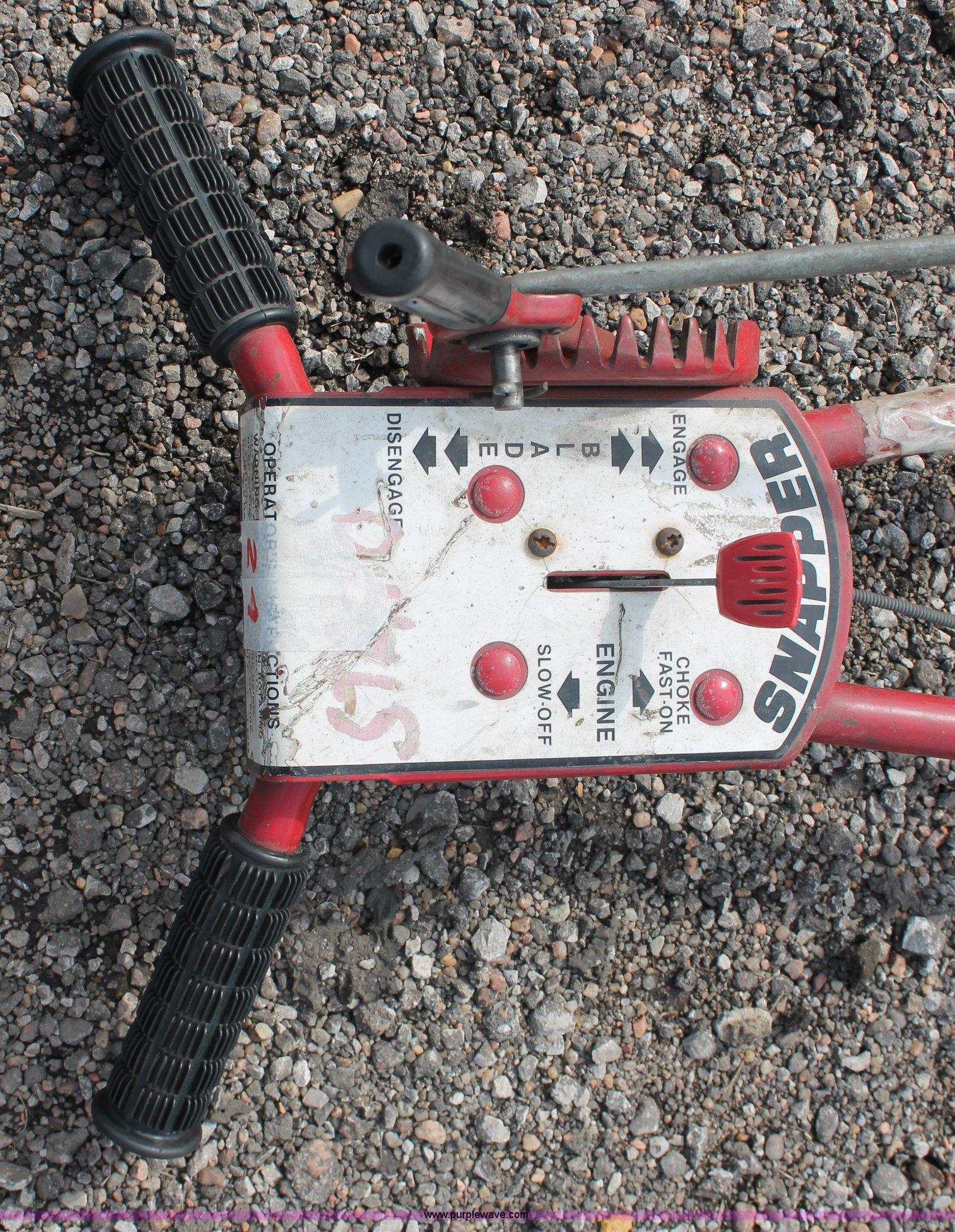 (2) Snapper ET300C gas edgers in Wichita, KS | Item AH9148 sold ...