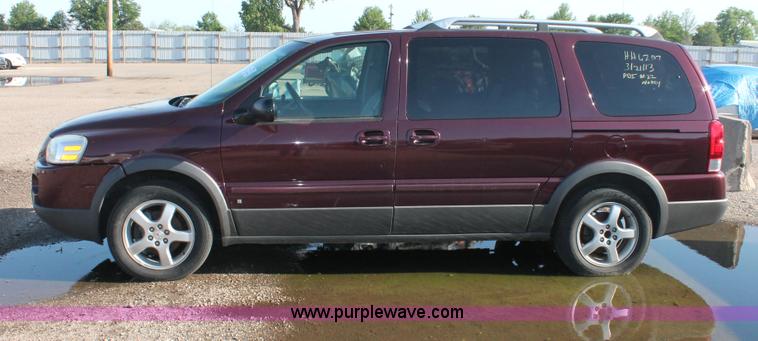 image for item D8315 2006 Pontiac Montana SV6 van