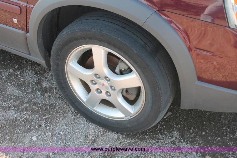 image for item D8315 2006 Pontiac Montana SV6 van