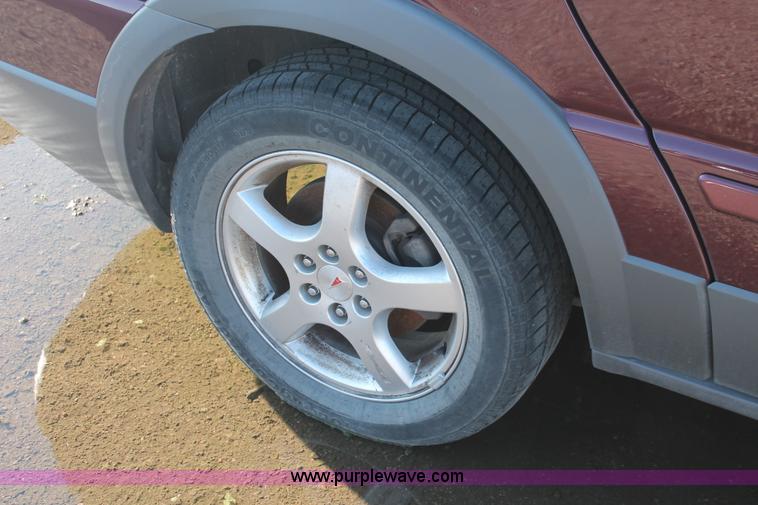 image for item D8315 2006 Pontiac Montana SV6 van