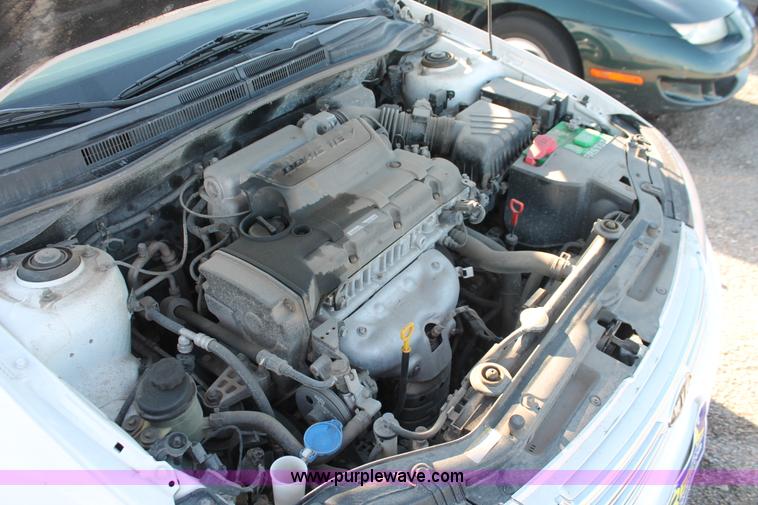 image for item D8319 2007 Kia Spectra EX