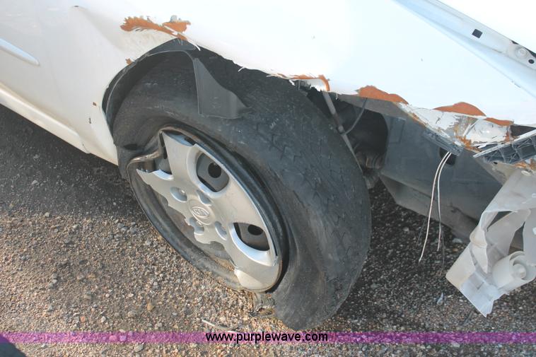 image for item D8319 2007 Kia Spectra EX