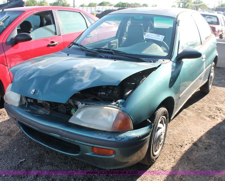 image for item D8320 1997 Geo Metro LSi