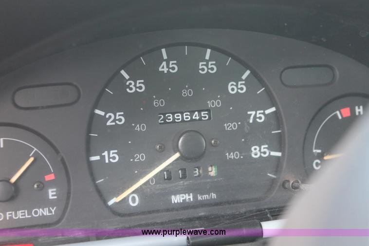 image for item D8320 1997 Geo Metro LSi