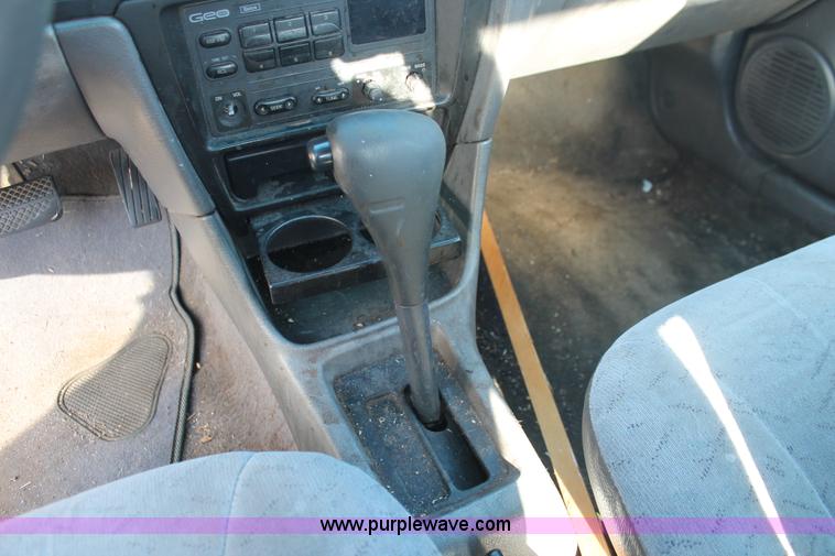 image for item D8320 1997 Geo Metro LSi