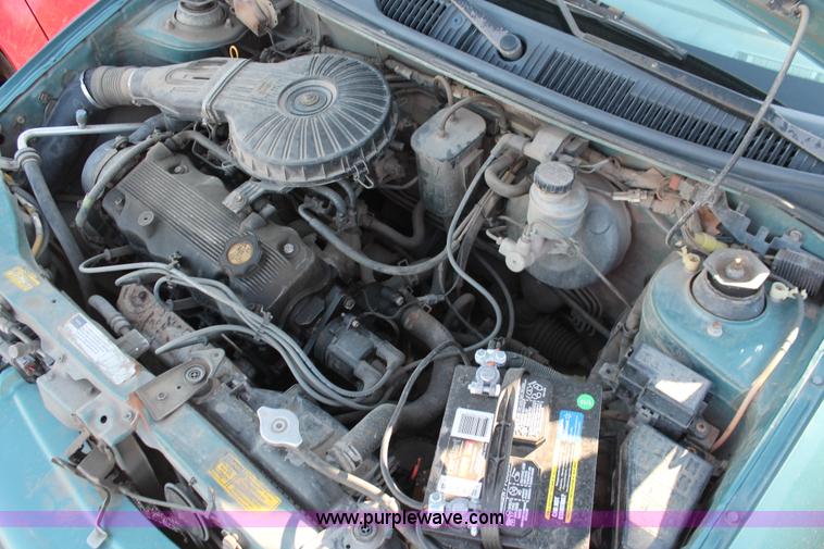 image for item D8320 1997 Geo Metro LSi