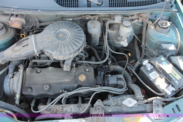 image for item D8320 1997 Geo Metro LSi