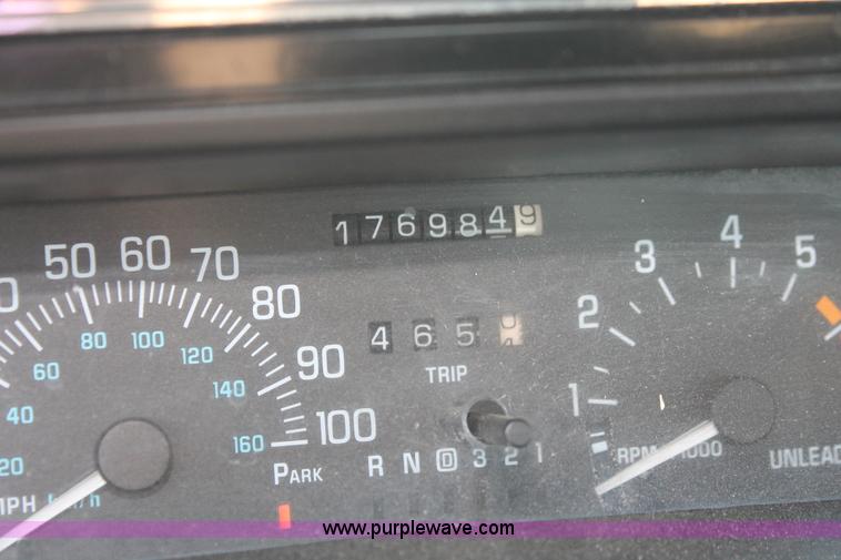 image for item D8323 1997 Buick LeSabre Custom