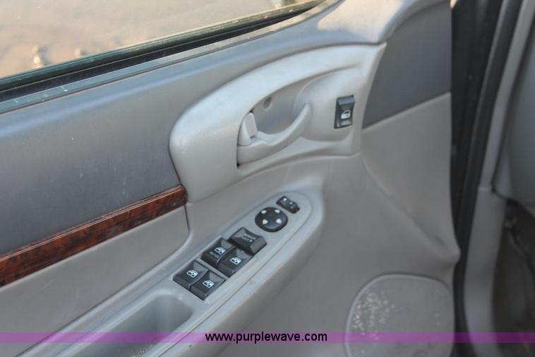 image for item D8324 2001 Chevrolet Impala