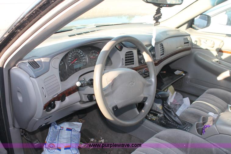 image for item D8324 2001 Chevrolet Impala