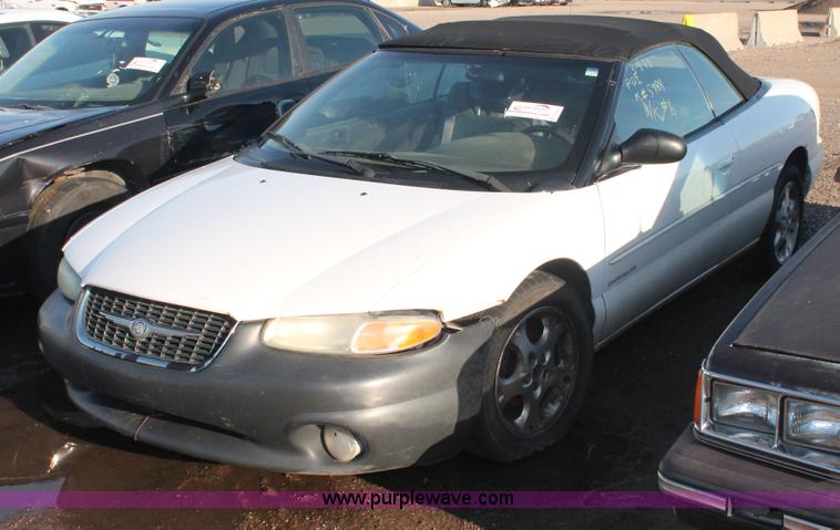 image for item D8325 2000 Chrysler Sebring JXi convertible