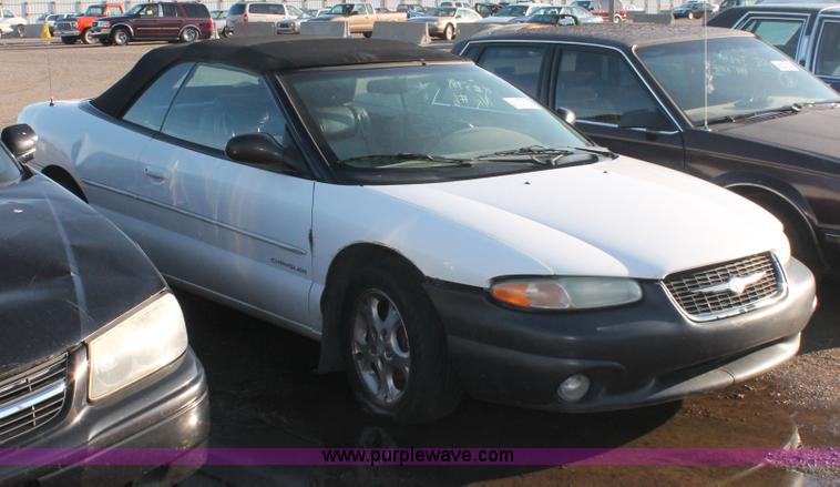 image for item D8325 2000 Chrysler Sebring JXi convertible
