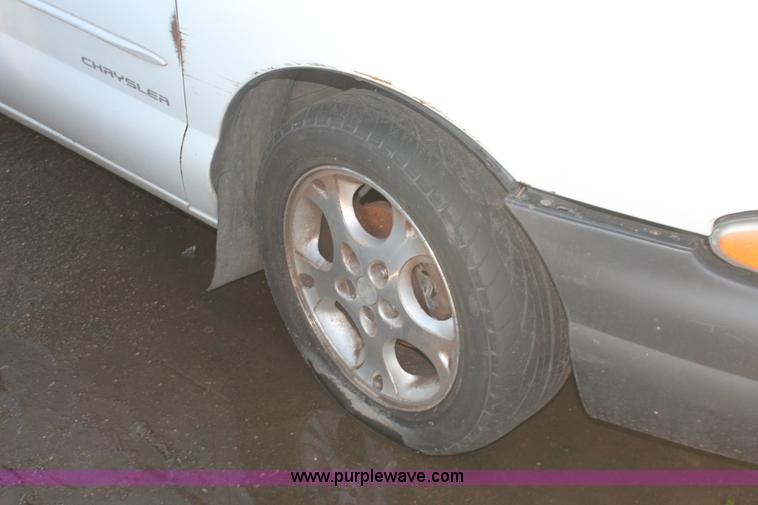 image for item D8325 2000 Chrysler Sebring JXi convertible