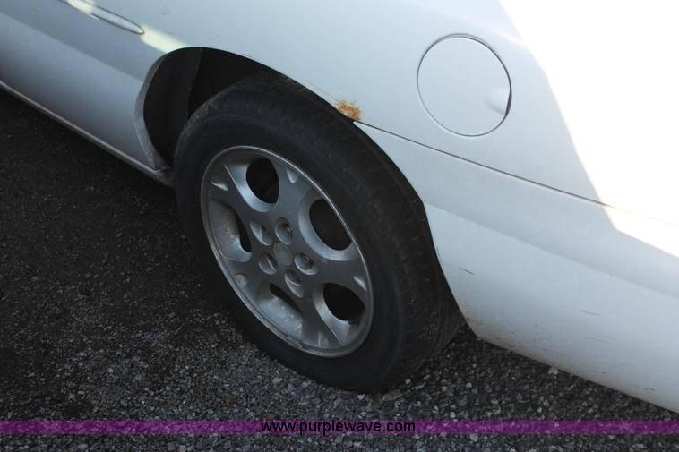 image for item D8325 2000 Chrysler Sebring JXi convertible