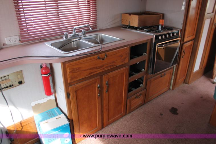 image for item E3202 1979 Ford Midas 2000 Chateau Camper Special motorhome