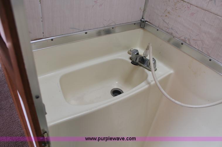 image for item E3202 1979 Ford Midas 2000 Chateau Camper Special motorhome