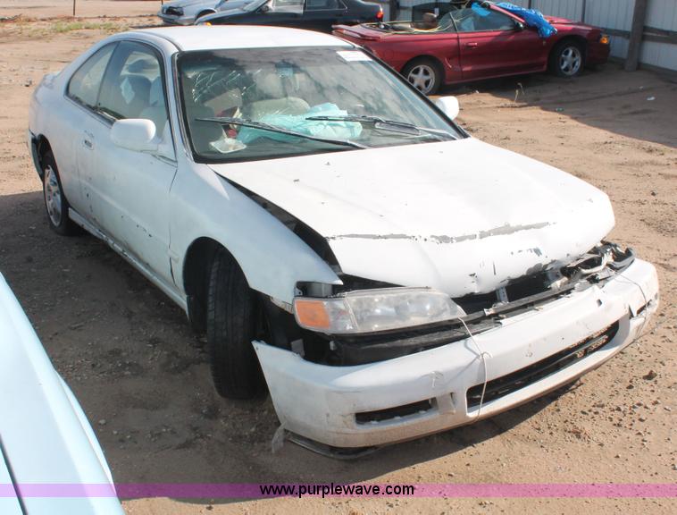 image for item H3554 1996 Honda Accord LX