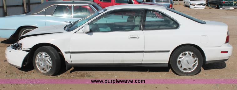 image for item H3554 1996 Honda Accord LX