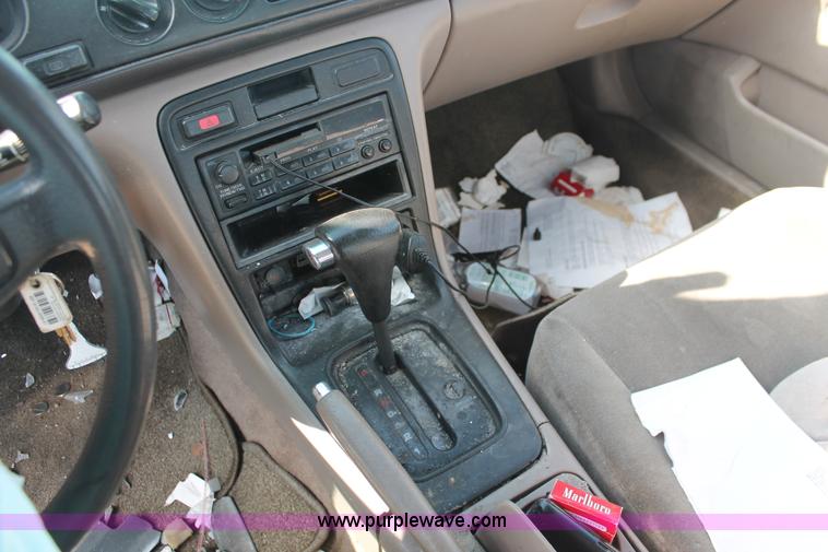 image for item H3554 1996 Honda Accord LX