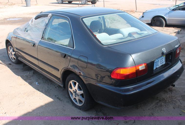 image for item H3555 1995 Honda Civic LX