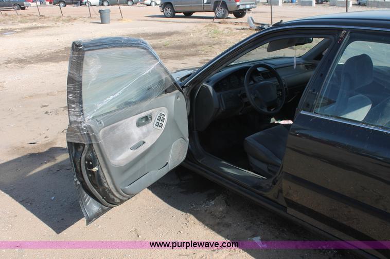 image for item H3555 1995 Honda Civic LX