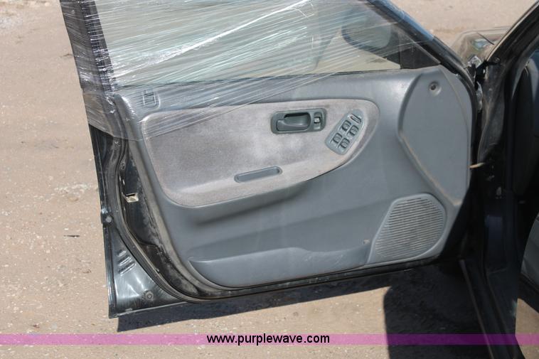 image for item H3555 1995 Honda Civic LX