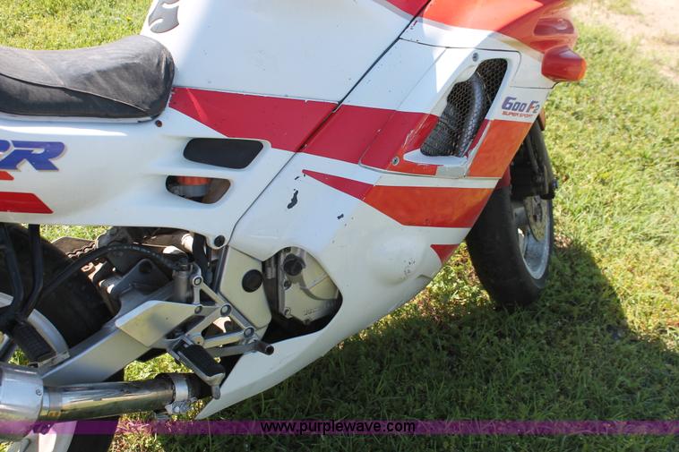 image for item H3557 1991 Honda CBR600F2 Super Sport motorcycle