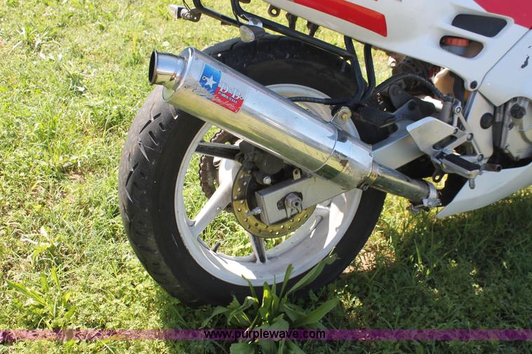 image for item H3557 1991 Honda CBR600F2 Super Sport motorcycle