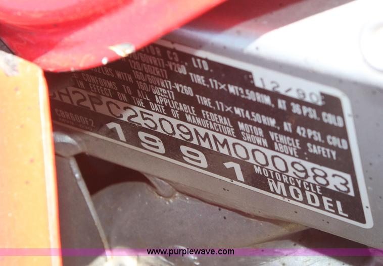 image for item H3557 1991 Honda CBR600F2 Super Sport motorcycle