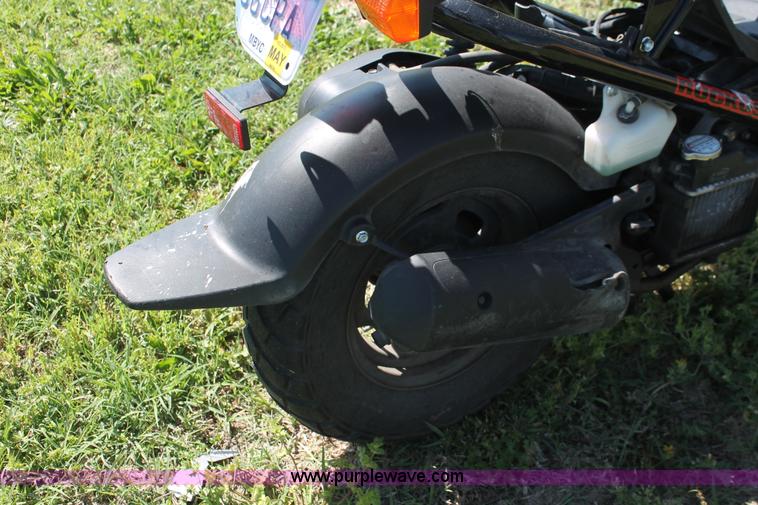 image for item H3558 2003 Honda Ruckus moped
