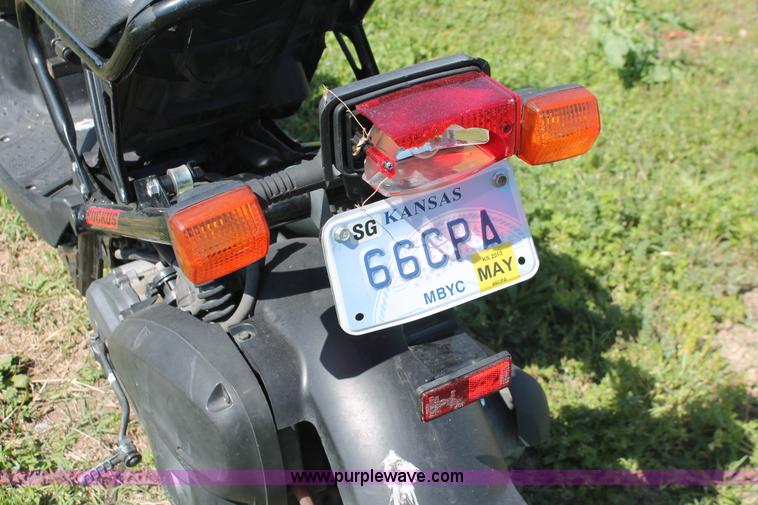 image for item H3558 2003 Honda Ruckus moped