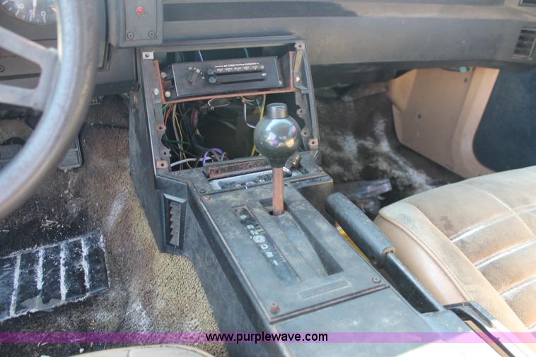 image for item H3563 1986 Chevrolet Camaro