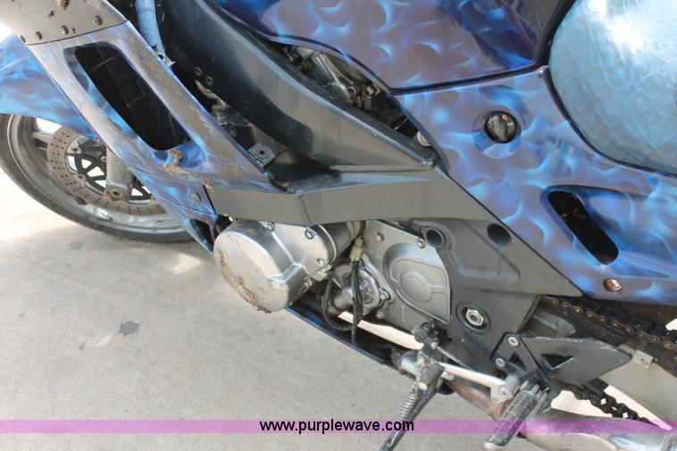 image for item H3565 2003 Kawasaki Z600-E motorcycle