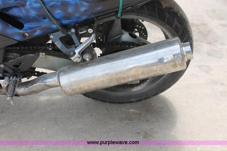 image for item H3565 2003 Kawasaki Z600-E motorcycle