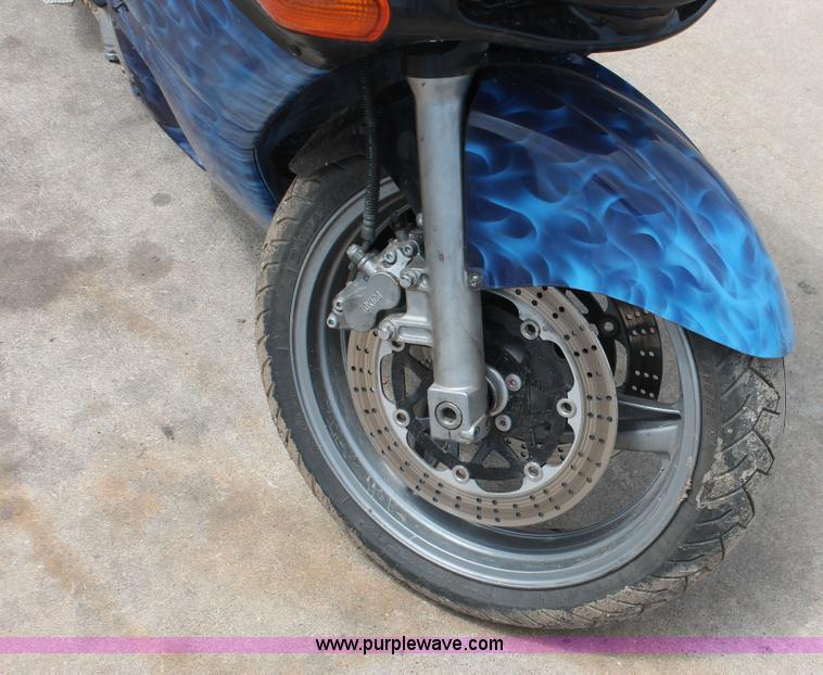 image for item H3565 2003 Kawasaki Z600-E motorcycle