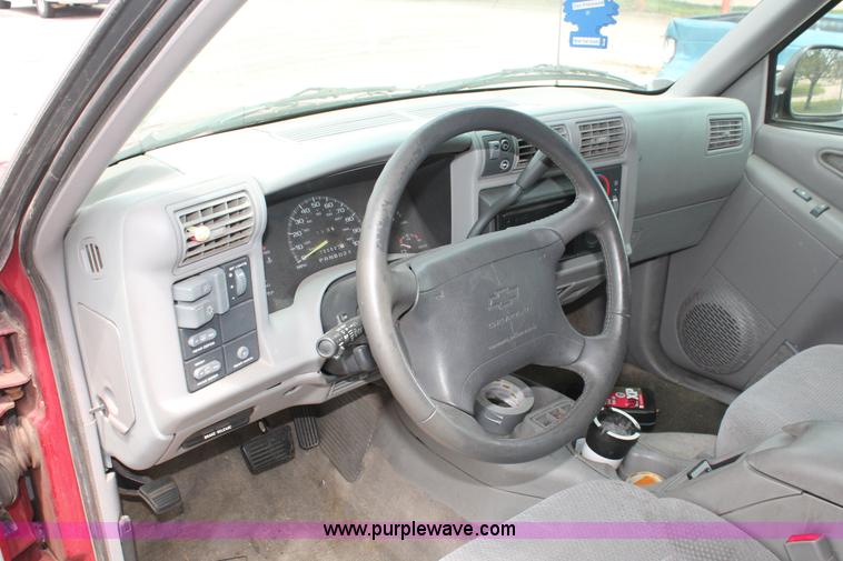 image for item H3566 1995 Chevrolet Blazer SUV