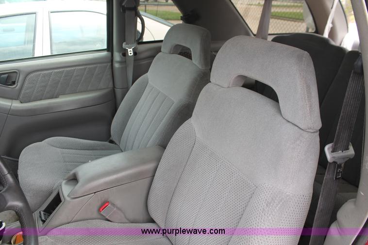 image for item H3566 1995 Chevrolet Blazer SUV