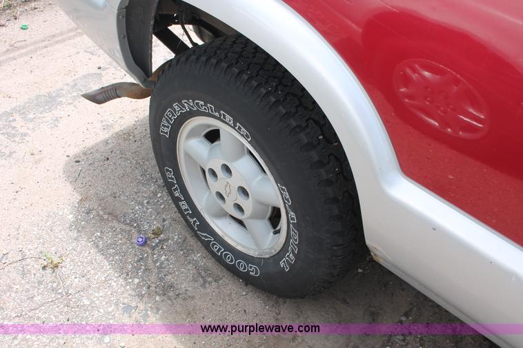 image for item H3566 1995 Chevrolet Blazer SUV