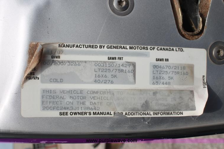 image for item H3568 1988 Chevrolet 2500 pickup truck