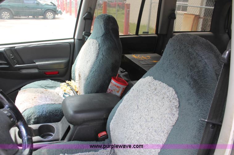 image for item H3569 1996 Jeep Grand Cherokee Laredo SUV