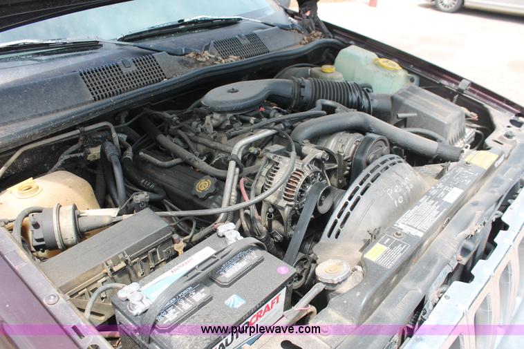 image for item H3569 1996 Jeep Grand Cherokee Laredo SUV