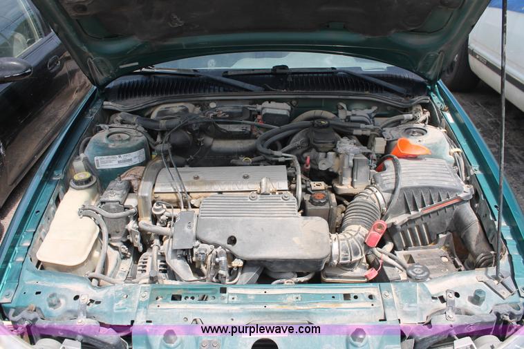 image for item H3570 1998 Pontiac Grand AM SE